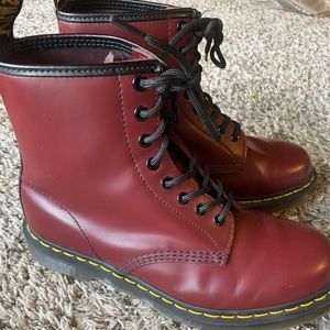 Doc Martens 1460 smooth cherry red